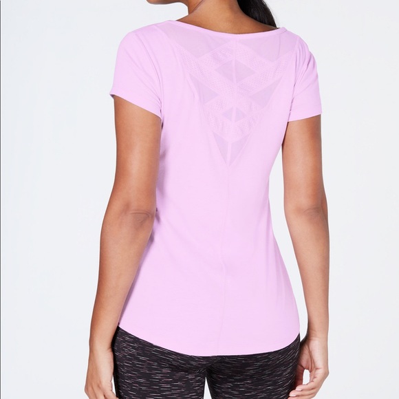 Ideology Mesh back T-shirt. Medium ,Lilac moon - Picture 2 of 4